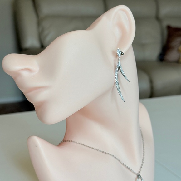 Anthropologie Jewelry - Elegant Silver Crystal Drop Earrings